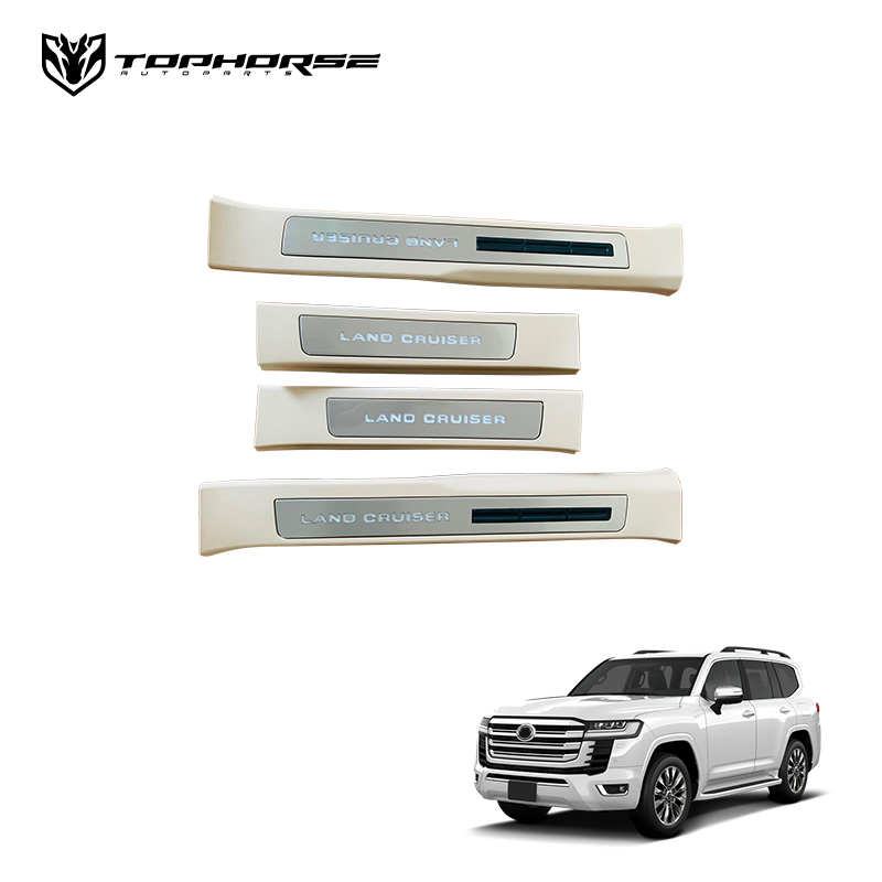 Накладки на пороги для Toyota Land Cruiser 300