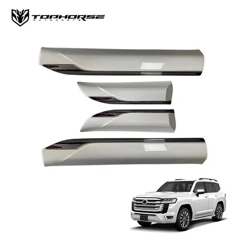 Накладки на двери для Toyota Land Cruiser 300 — TH-LC300SM